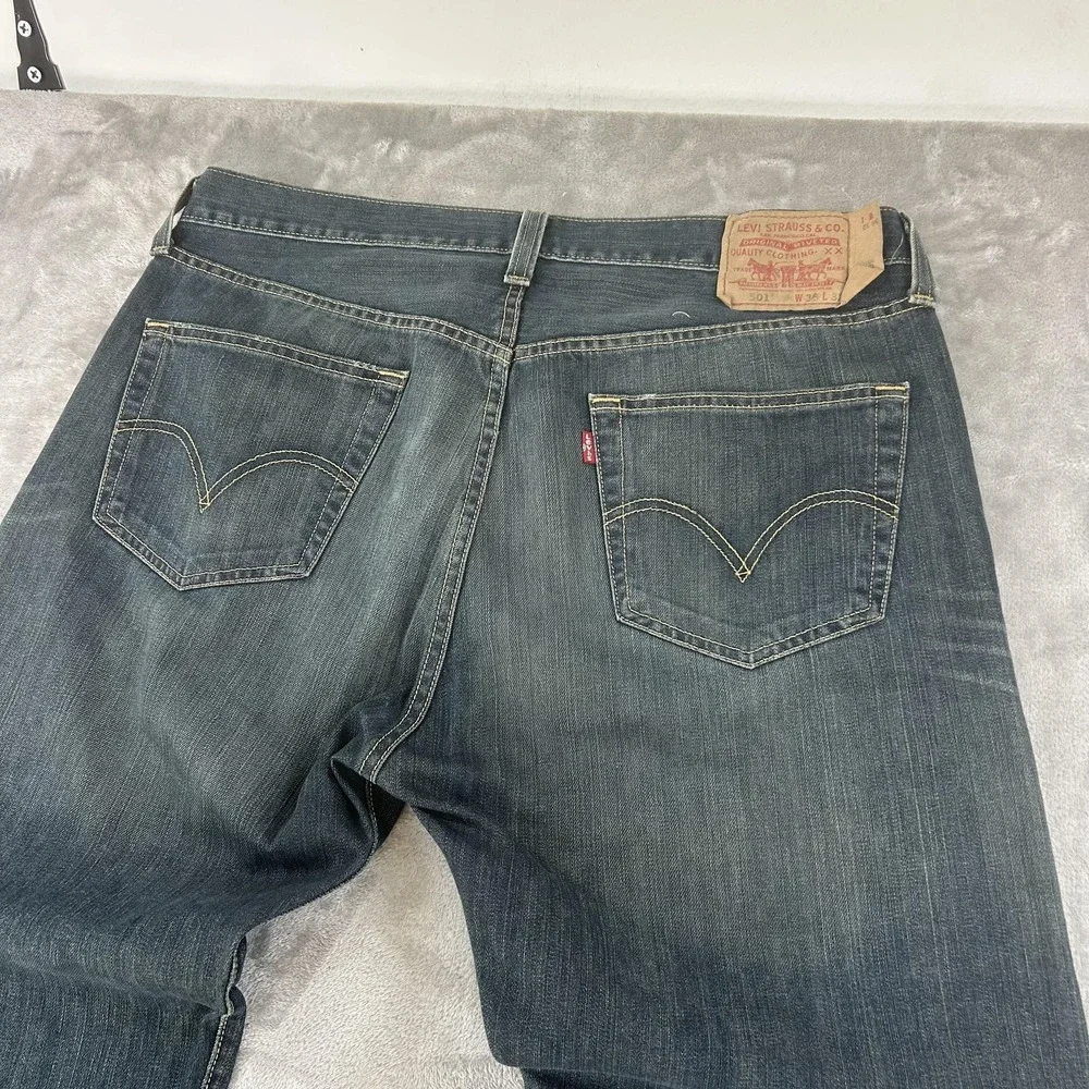 Levis brand levi